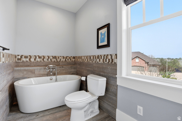 1229 W PEACOCK MIDGE DR Bluffdale, UT 84065