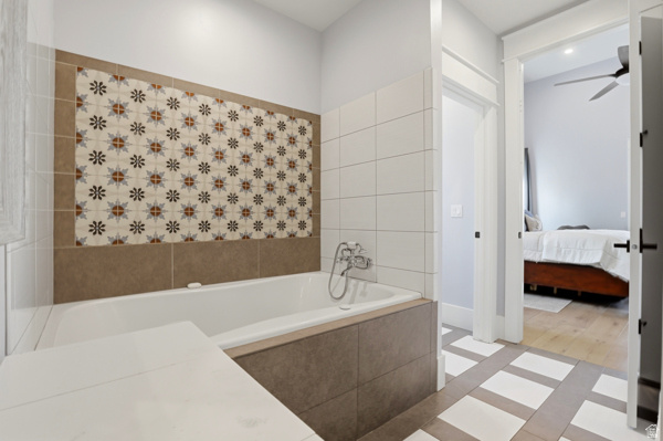 1229 W PEACOCK MIDGE DR Bluffdale, UT 84065