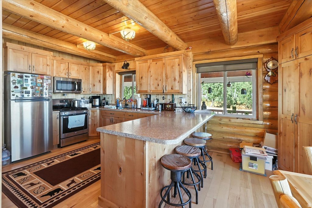 42 HIDE OUT Avon, UT 84328