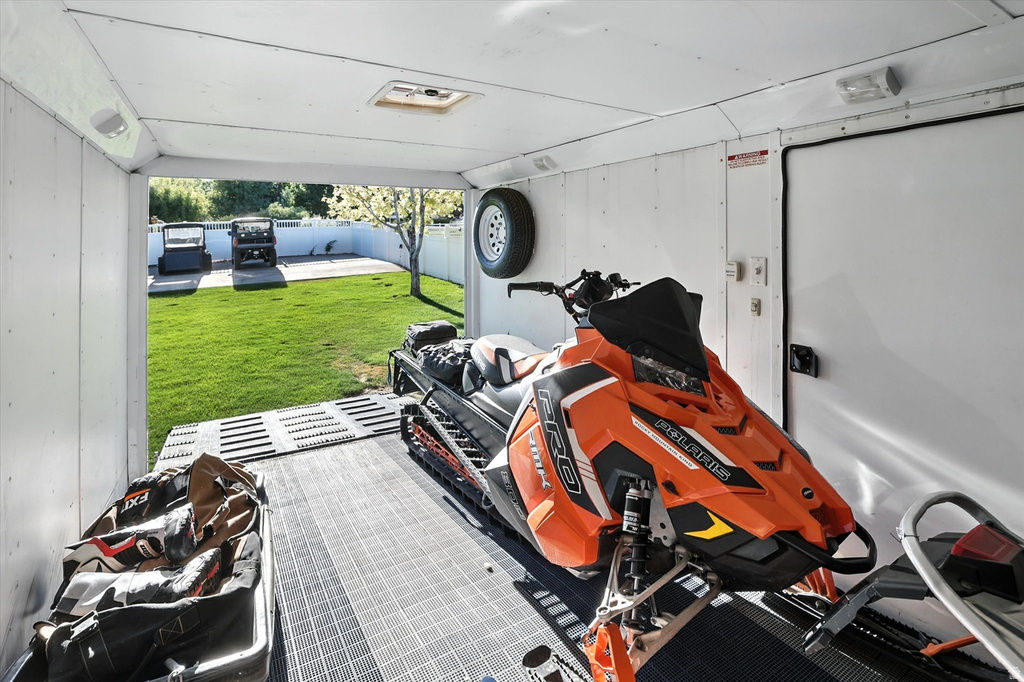 42 HIDE OUT Avon, UT 84328