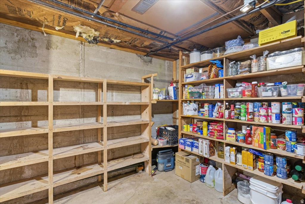 2790 N 600 E North Ogden, UT 84414