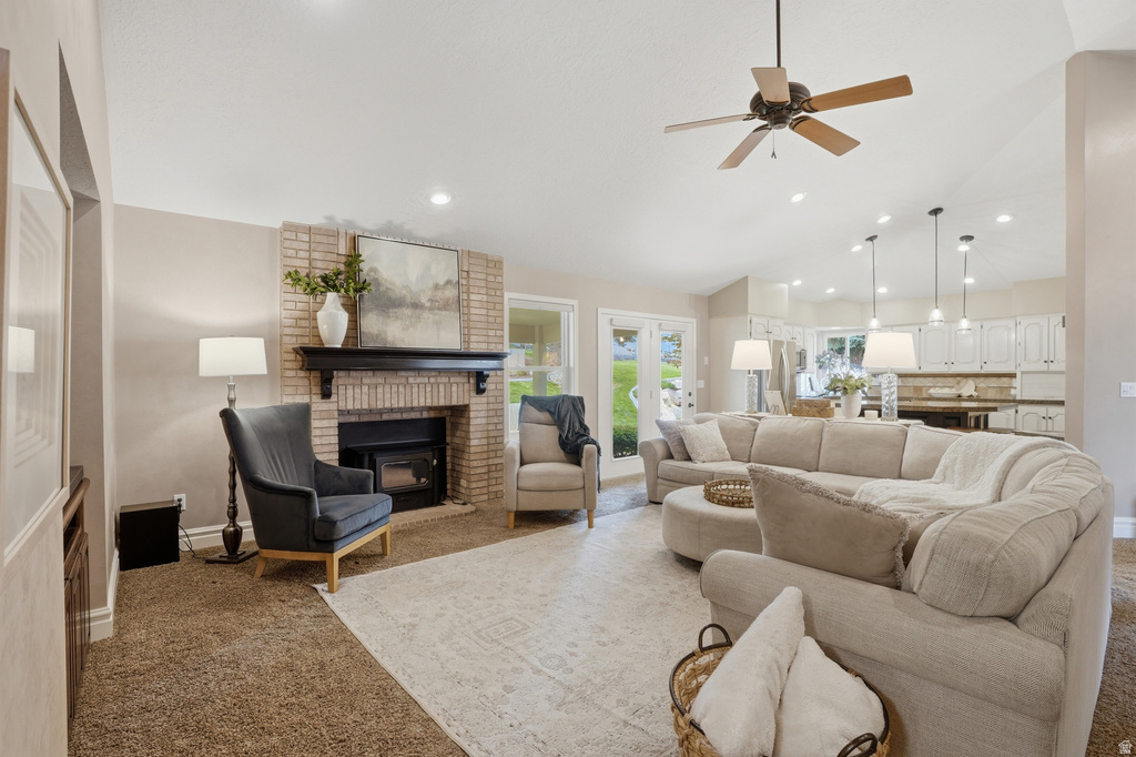 1052 E 5900 S South Ogden, UT 84405