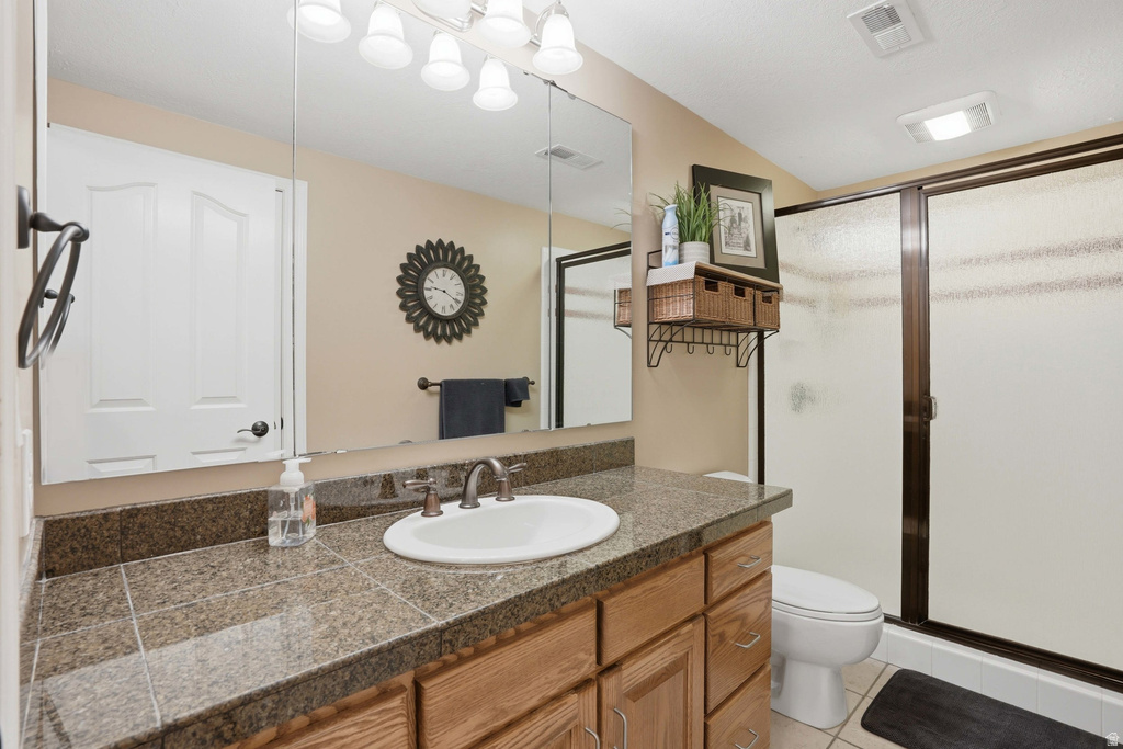 1052 E 5900 S South Ogden, UT 84405