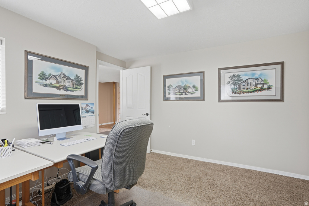 1052 E 5900 S South Ogden, UT 84405