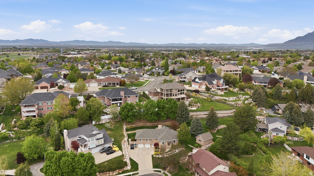 1052 E 5900 S South Ogden, UT 84405