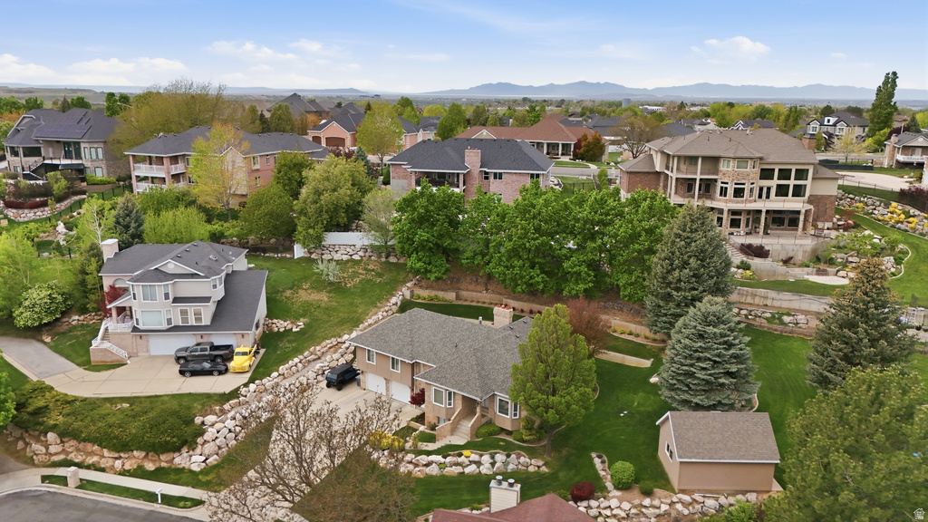 1052 E 5900 S South Ogden, UT 84405