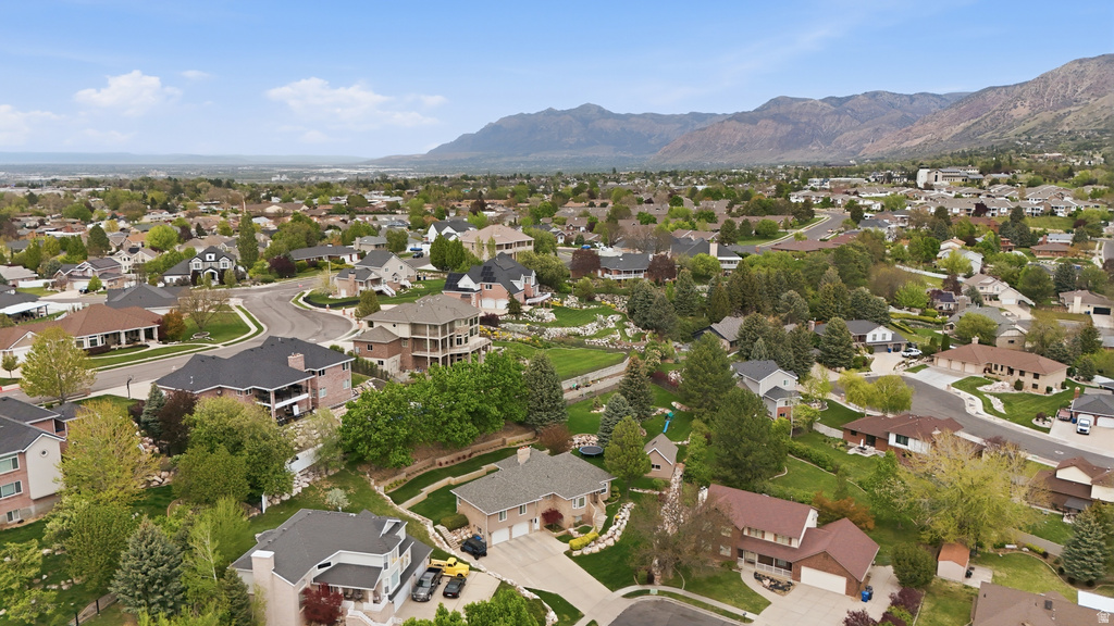 1052 E 5900 S South Ogden, UT 84405