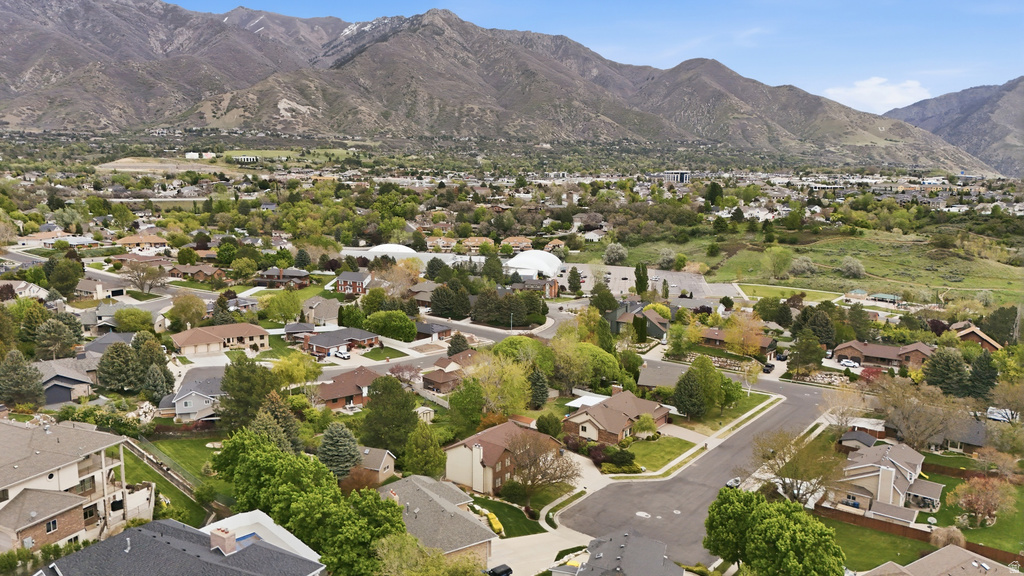 1052 E 5900 S South Ogden, UT 84405