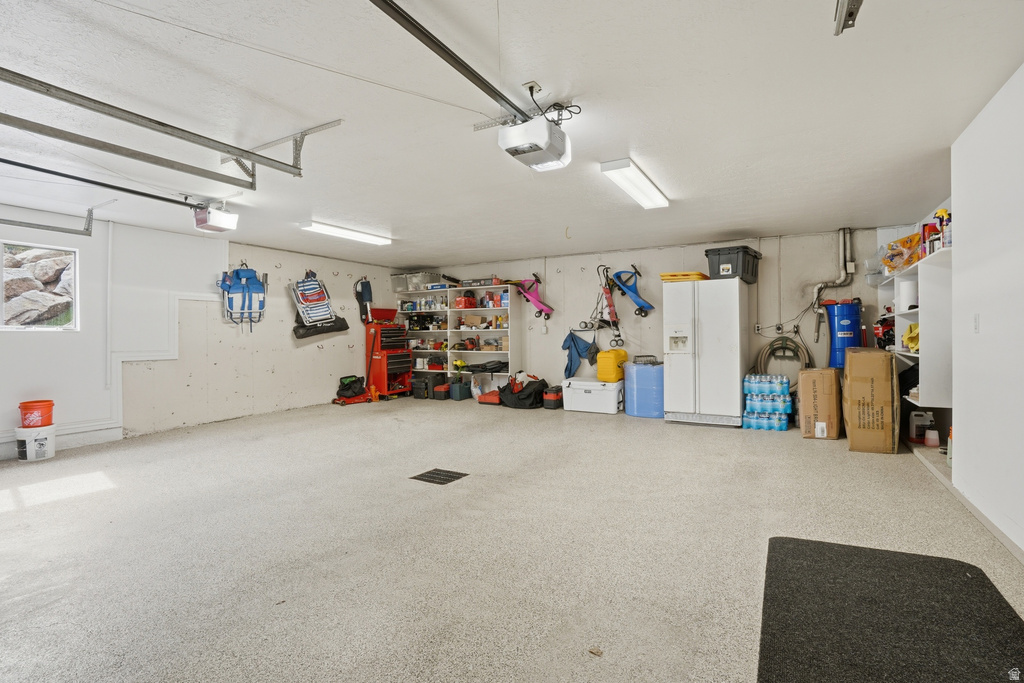 1052 E 5900 S South Ogden, UT 84405