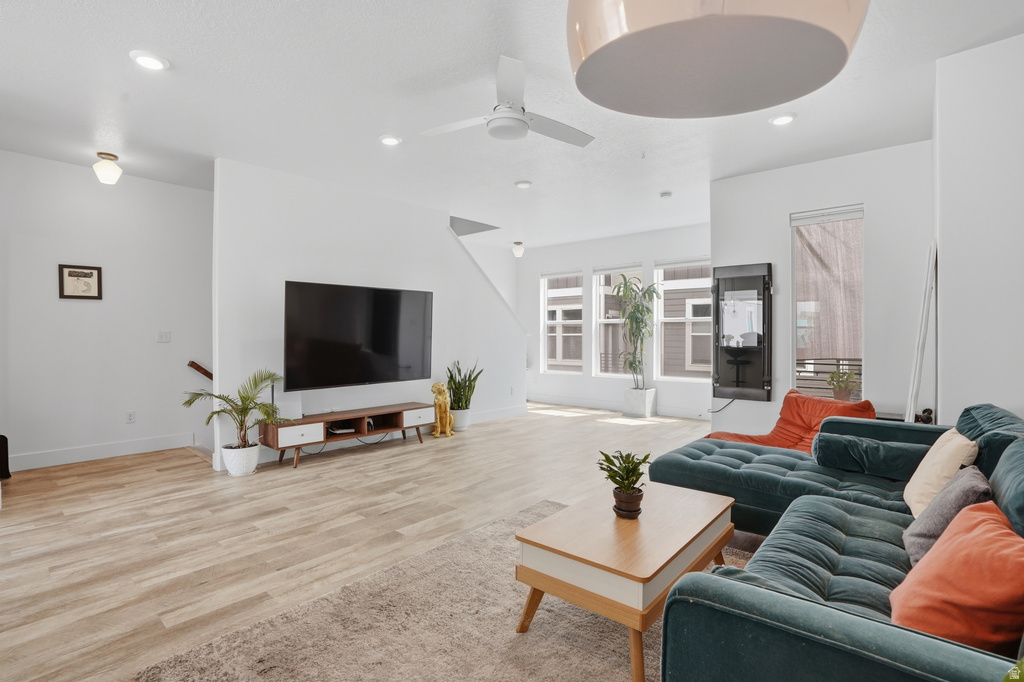 4708 S HILLHOUSE CV #104 Murray, UT 84107