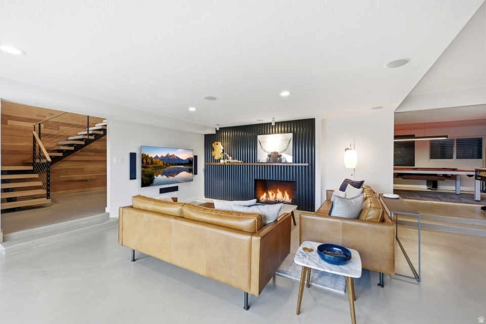 4411 S COVECREST DR Salt Lake City, UT 84124