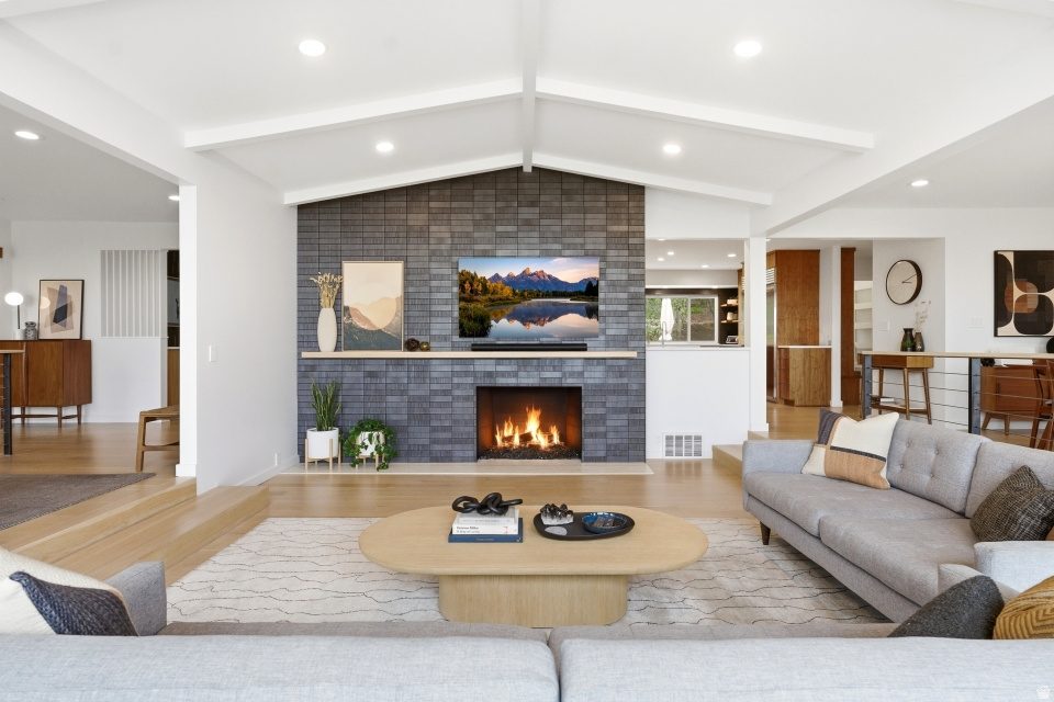 4411 S COVECREST DR Salt Lake City, UT 84124