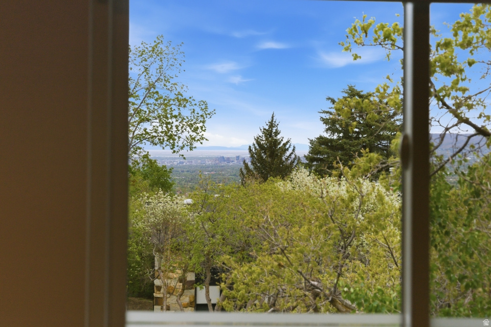 4411 S COVECREST DR Salt Lake City, UT 84124