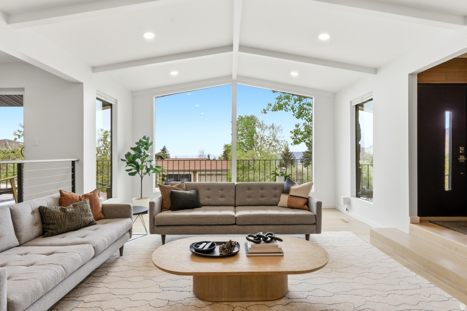 4411 S COVECREST DR Salt Lake City, UT 84124