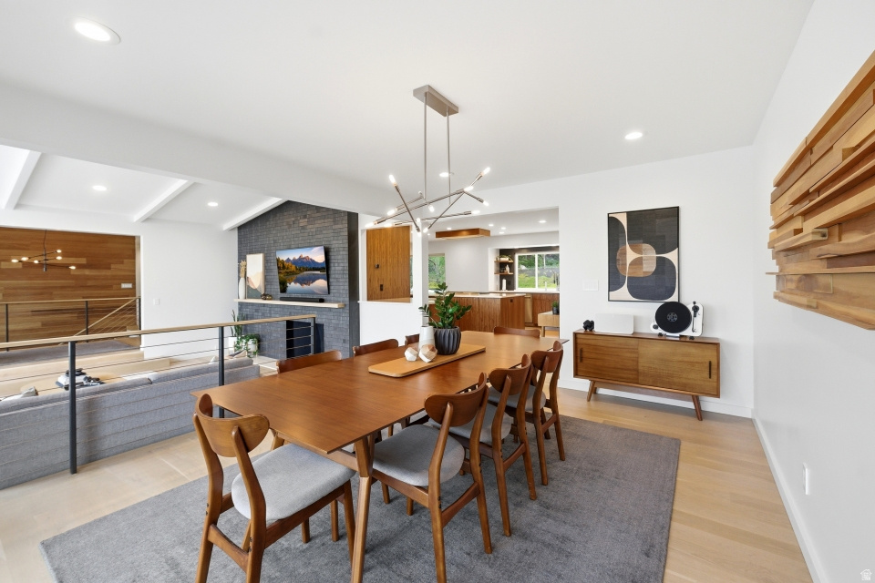 4411 S COVECREST DR Salt Lake City, UT 84124