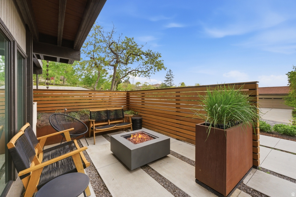 4411 S COVECREST DR Salt Lake City, UT 84124