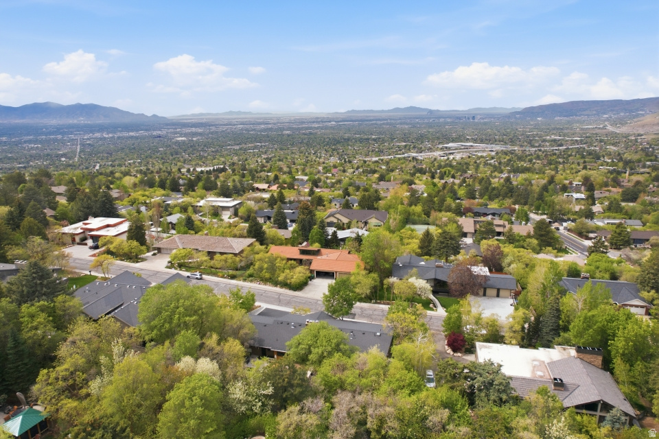 4411 S COVECREST DR Salt Lake City, UT 84124
