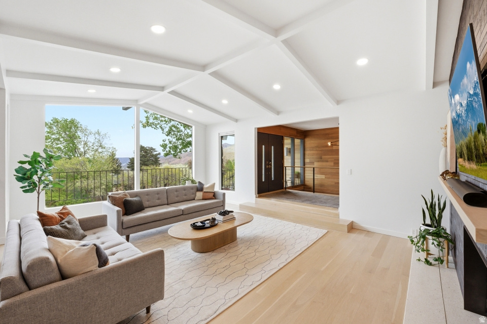 4411 S COVECREST DR Salt Lake City, UT 84124