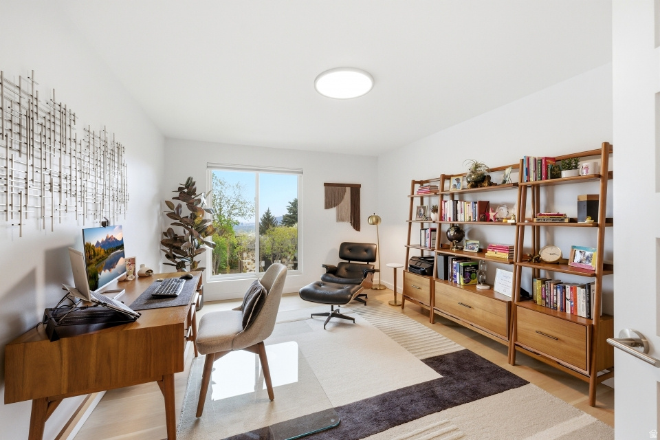 4411 S COVECREST DR Salt Lake City, UT 84124