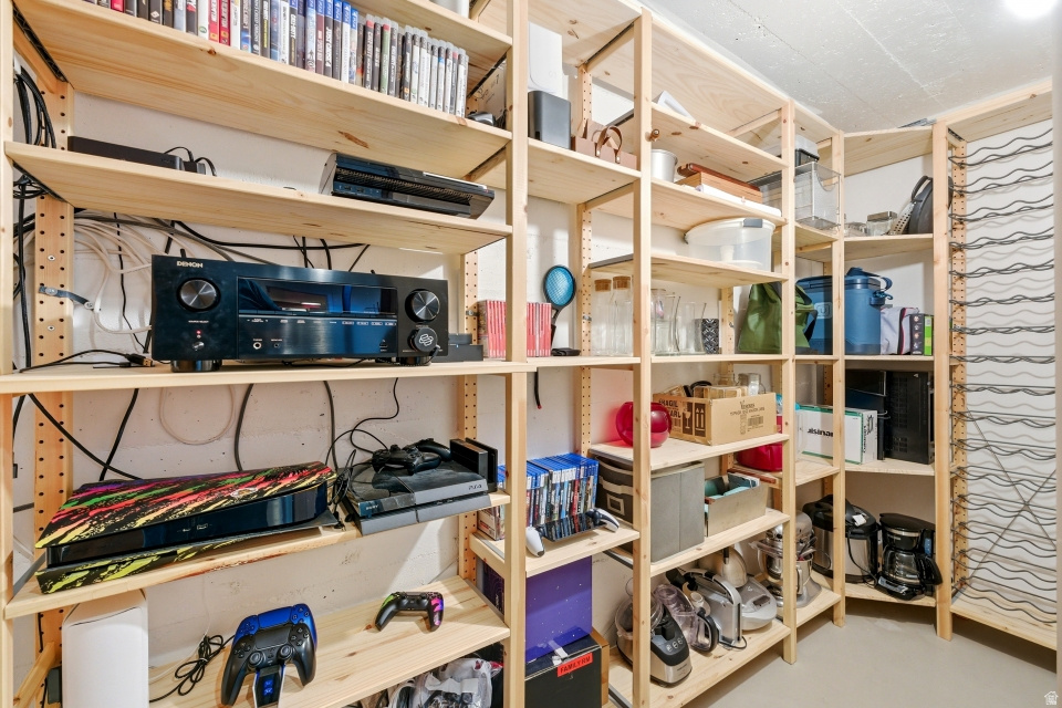 4411 S COVECREST DR Salt Lake City, UT 84124