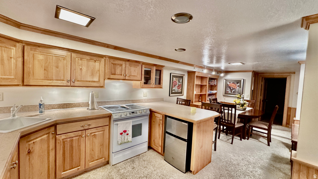 159 E MAIN ST Hyrum, UT 84319