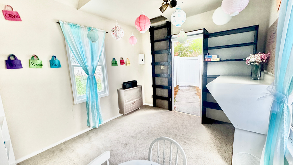 159 E MAIN ST Hyrum, UT 84319