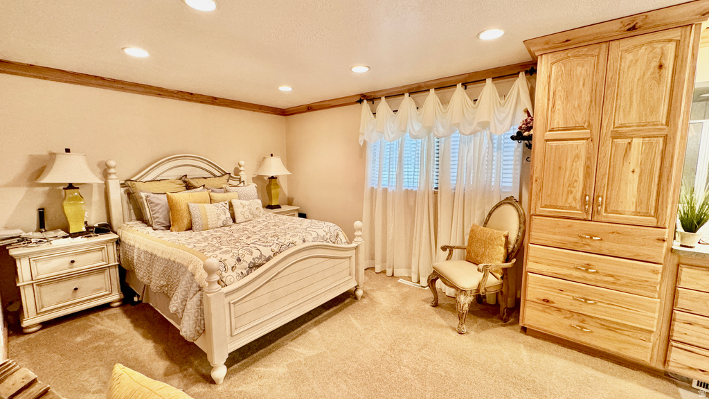 159 E MAIN ST Hyrum, UT 84319