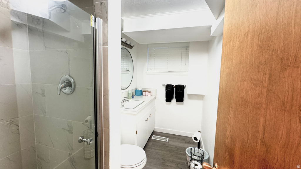 159 E MAIN ST Hyrum, UT 84319