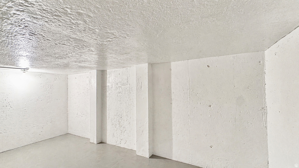 159 E MAIN ST Hyrum, UT 84319