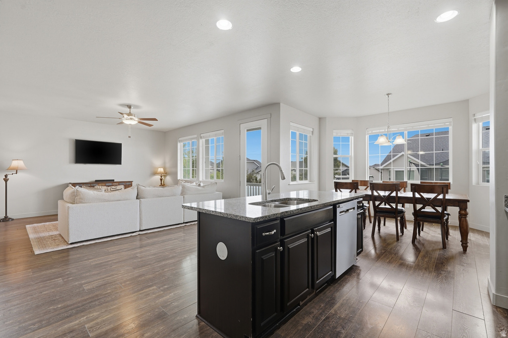 534 S 1350 W Syracuse, UT 84075