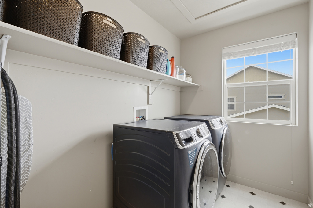 534 S 1350 W Syracuse, UT 84075