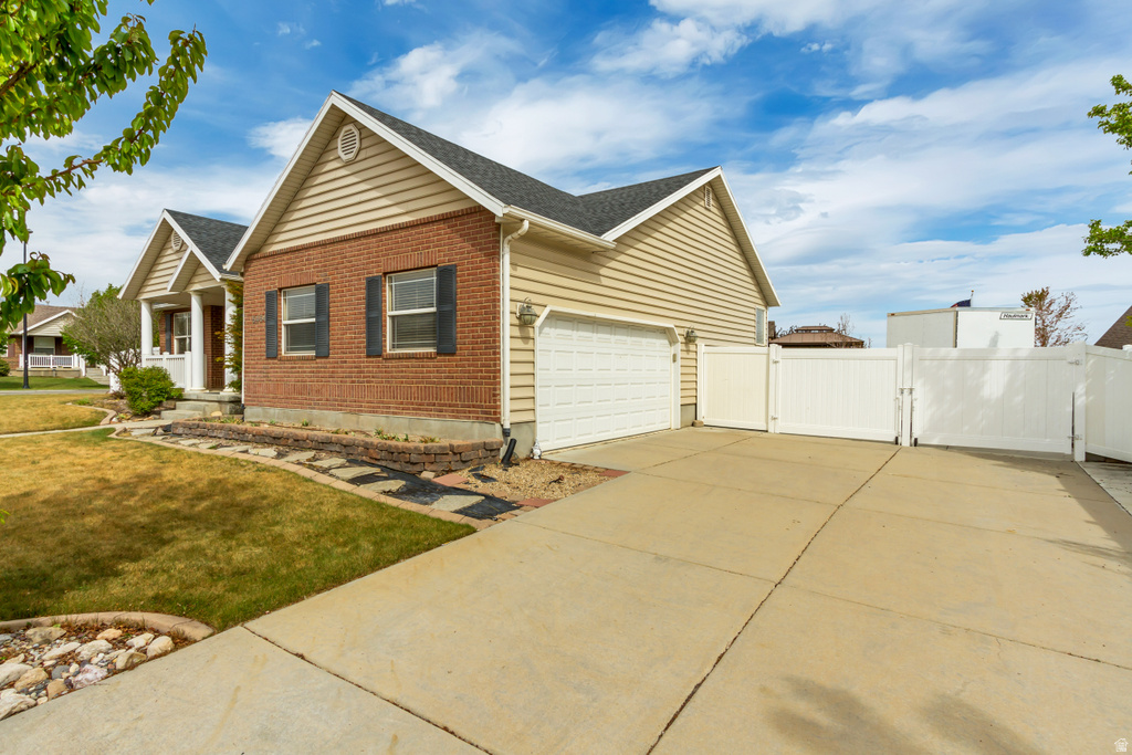5464 W MAYFLOWER ST West Jordan, UT 84081