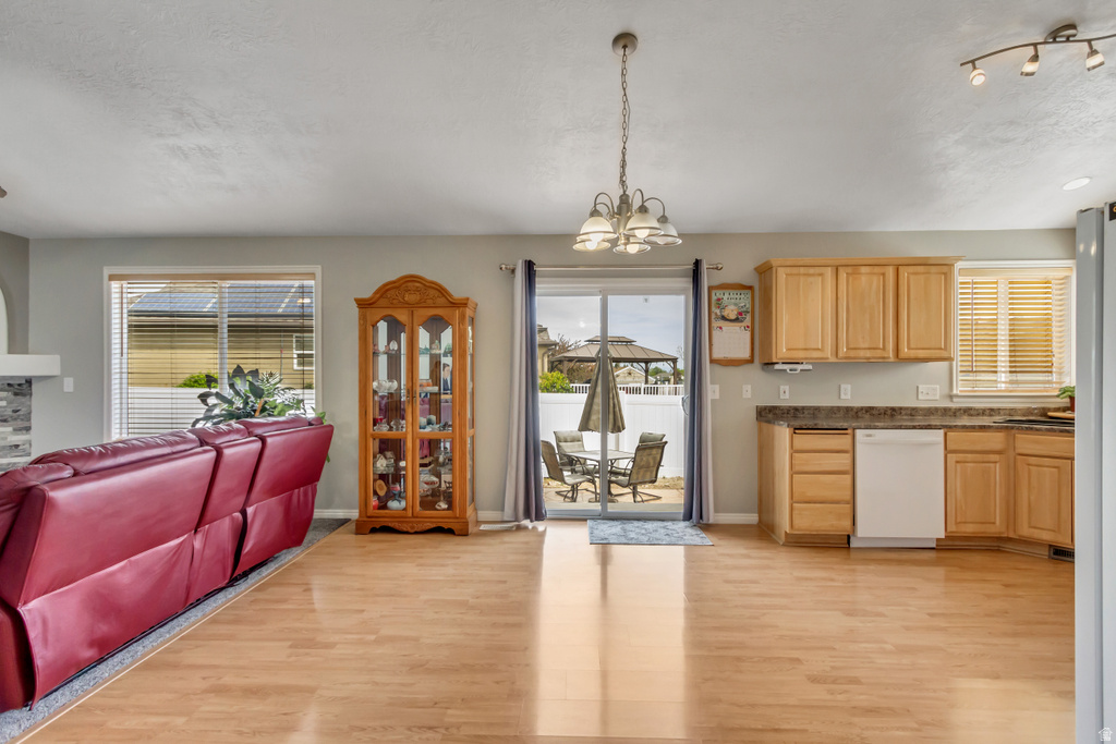 5464 W MAYFLOWER ST West Jordan, UT 84081