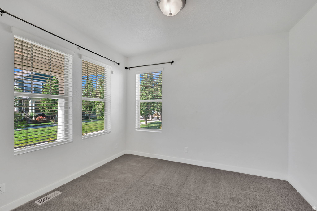 2056 W PHILLIPS ST Kaysville, UT 84037