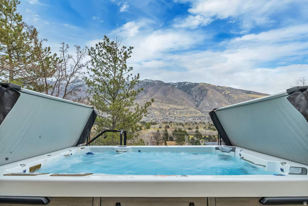 11789 S NICKLAUS RD Sandy, UT 84092