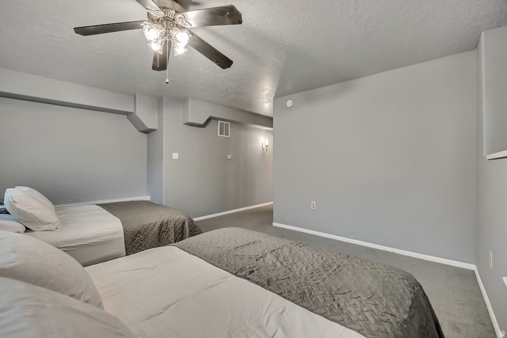 11789 S NICKLAUS RD Sandy, UT 84092