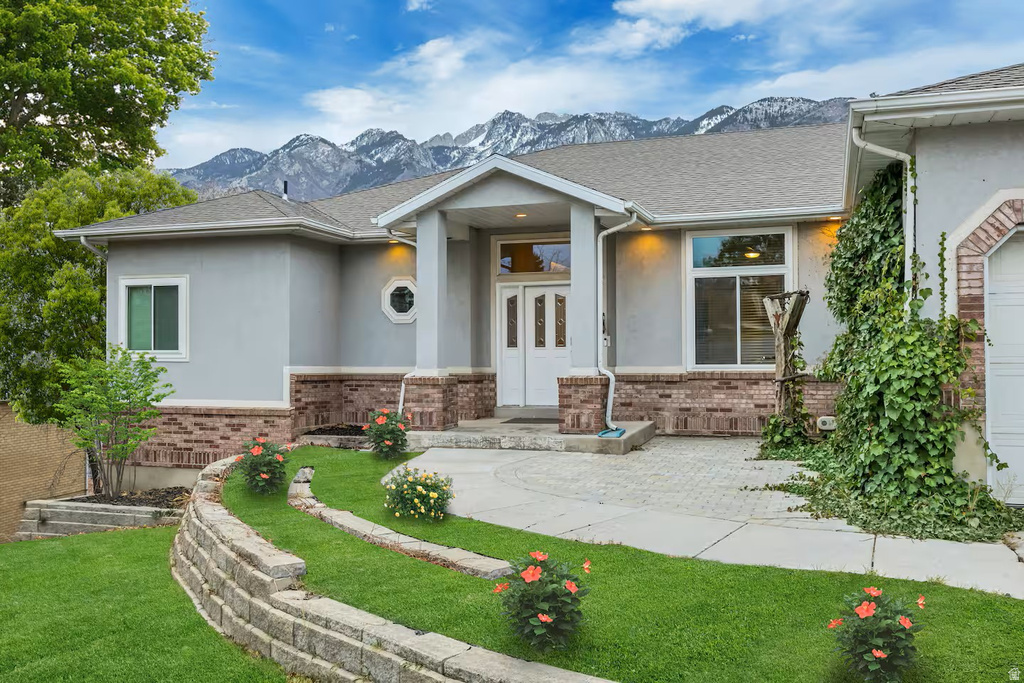 11789 S NICKLAUS RD Sandy, UT 84092