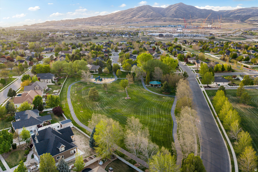 6667 W 10380 N Highland, UT 84003