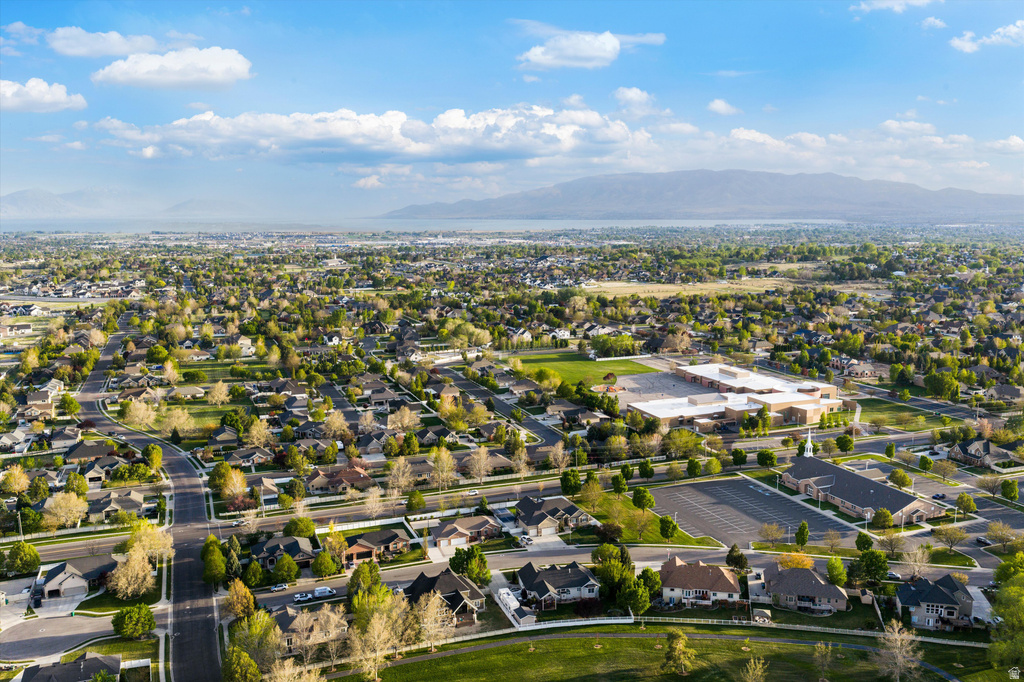 6667 W 10380 N Highland, UT 84003