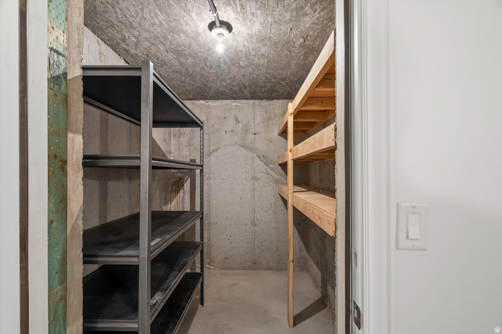 6667 W 10380 N Highland, UT 84003