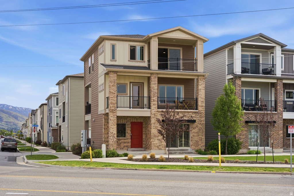 91 N RIO GRAND AVE Farmington, UT 84025