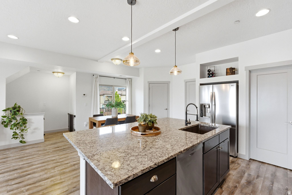 91 N RIO GRAND AVE Farmington, UT 84025