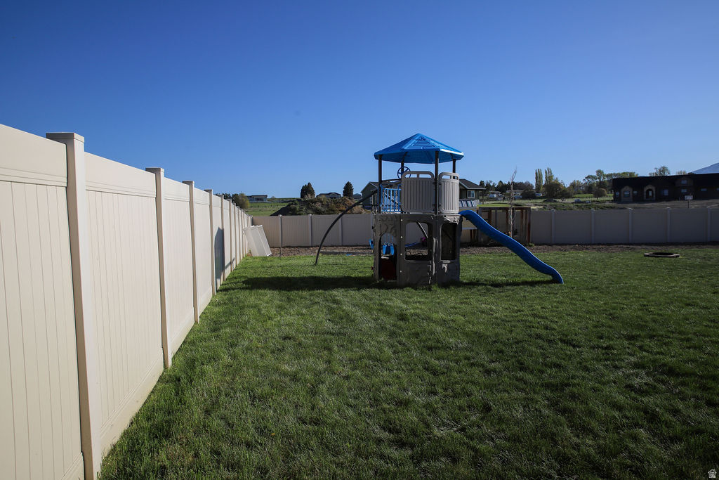 735 S HILLCREST LOOP Malad City, ID 83252