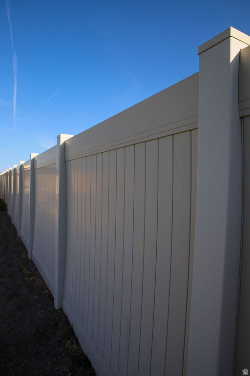 735 S HILLCREST LOOP Malad City, ID 83252