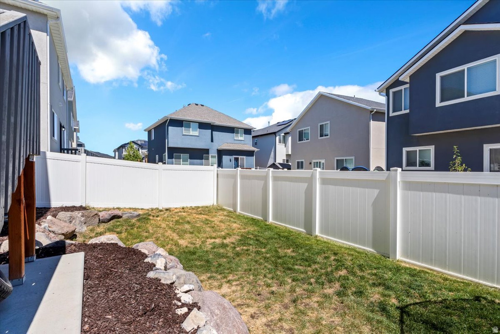 7168 N SILVER SPRING WAY Eagle Mountain, UT 84005