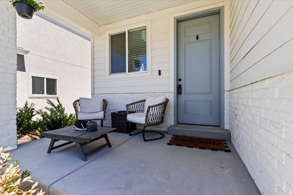 7168 N SILVER SPRING WAY Eagle Mountain, UT 84005