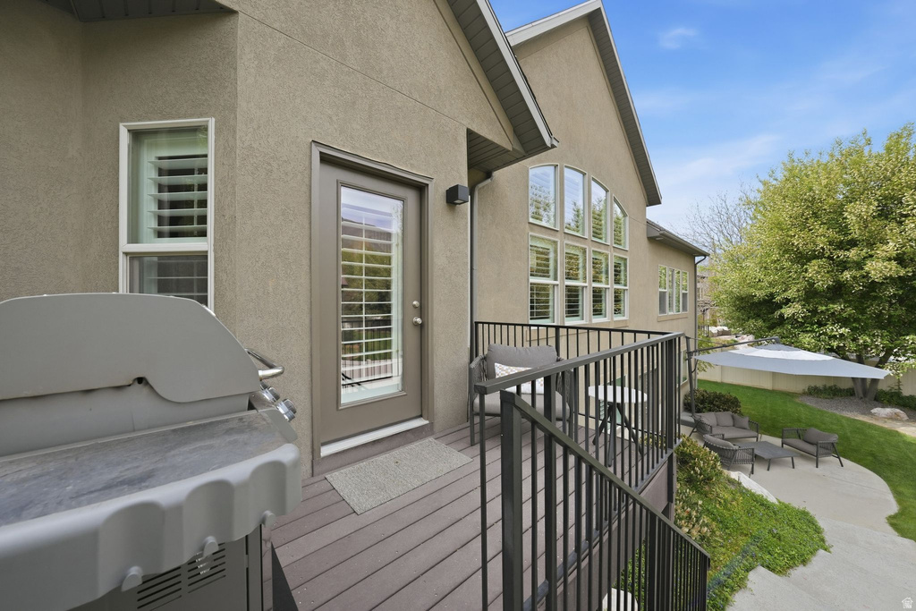 8230 DEER RUN WAY South Weber, UT 84405