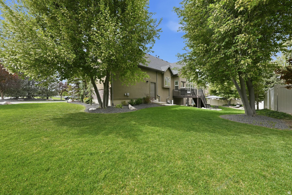 8230 DEER RUN WAY South Weber, UT 84405
