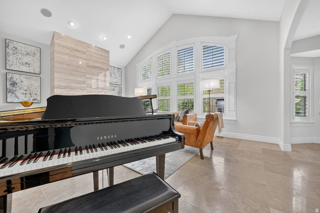 8230 DEER RUN WAY South Weber, UT 84405