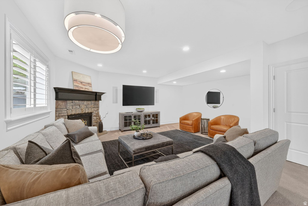 8230 DEER RUN WAY South Weber, UT 84405